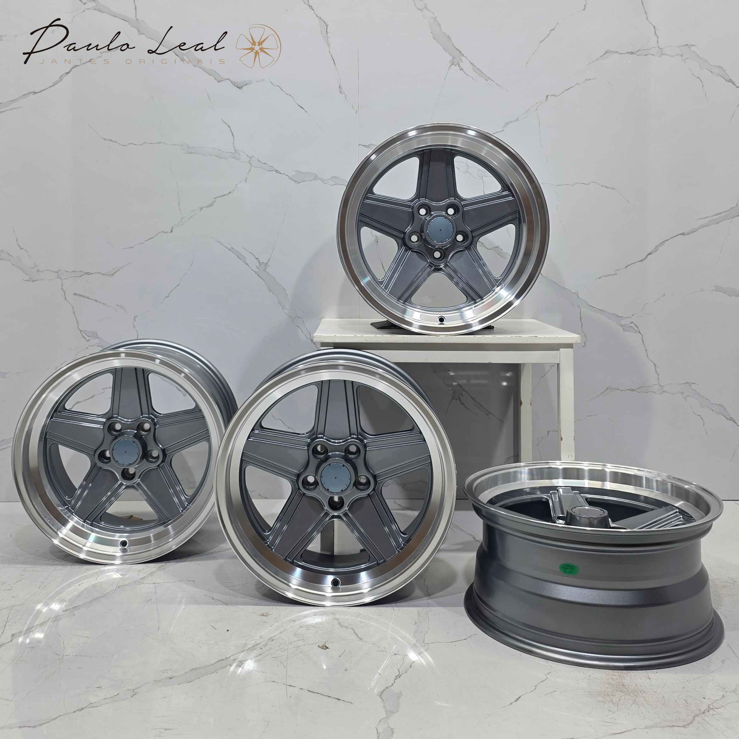 Jantes 17" Compatíveis Mercedes AMG Penta Gunmetal 